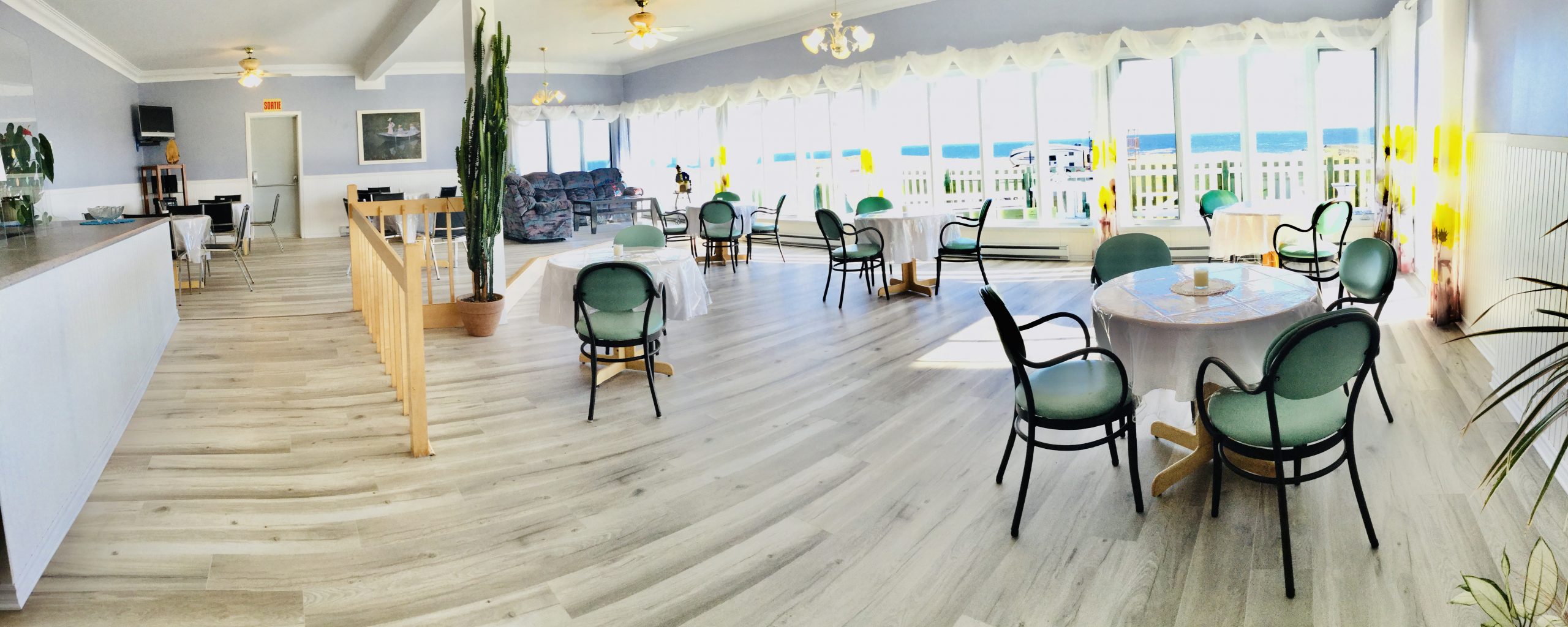 Escale Salle à diner Lorraine Monger